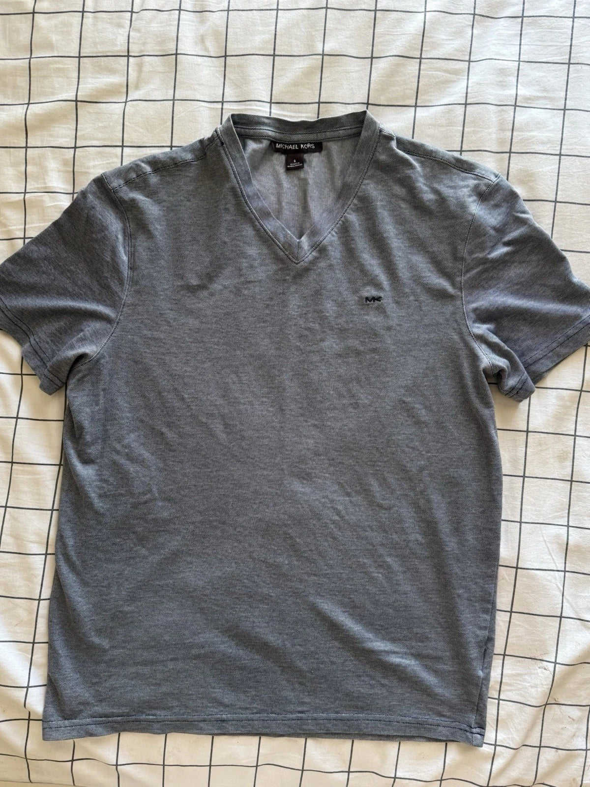 Michael Kors Men's V-Neck T-Shirt With Texture Small